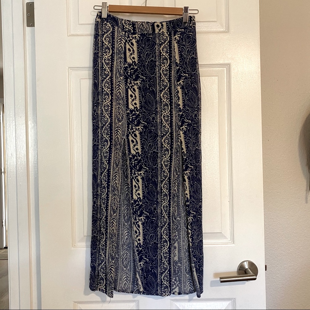 American eagle skirt